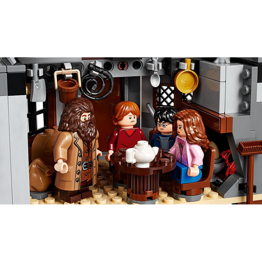 LEGO® Harry Potter™ Hagridi onn: Helliknoka päästmine