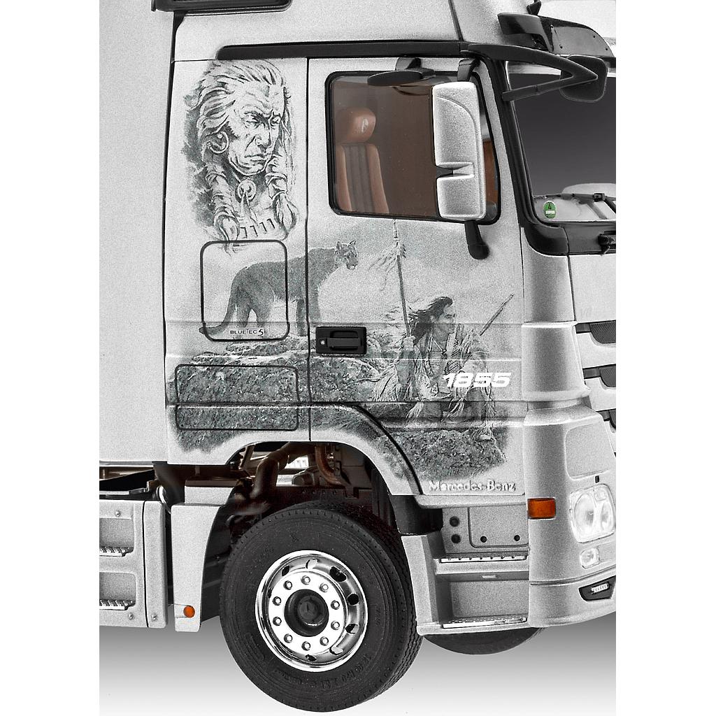 Revell Mercedes-Benz Actros MP3 1:24