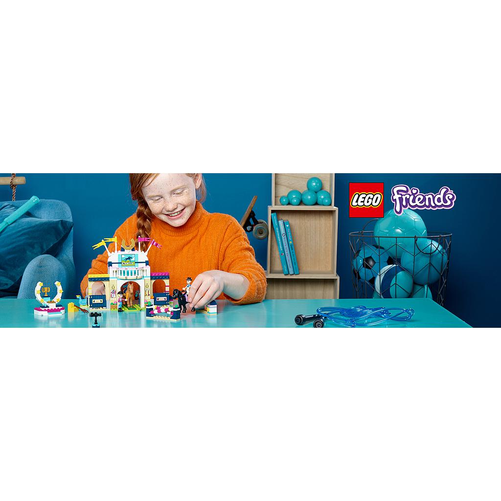LEGO Friends Stephanie ratsutamisareen