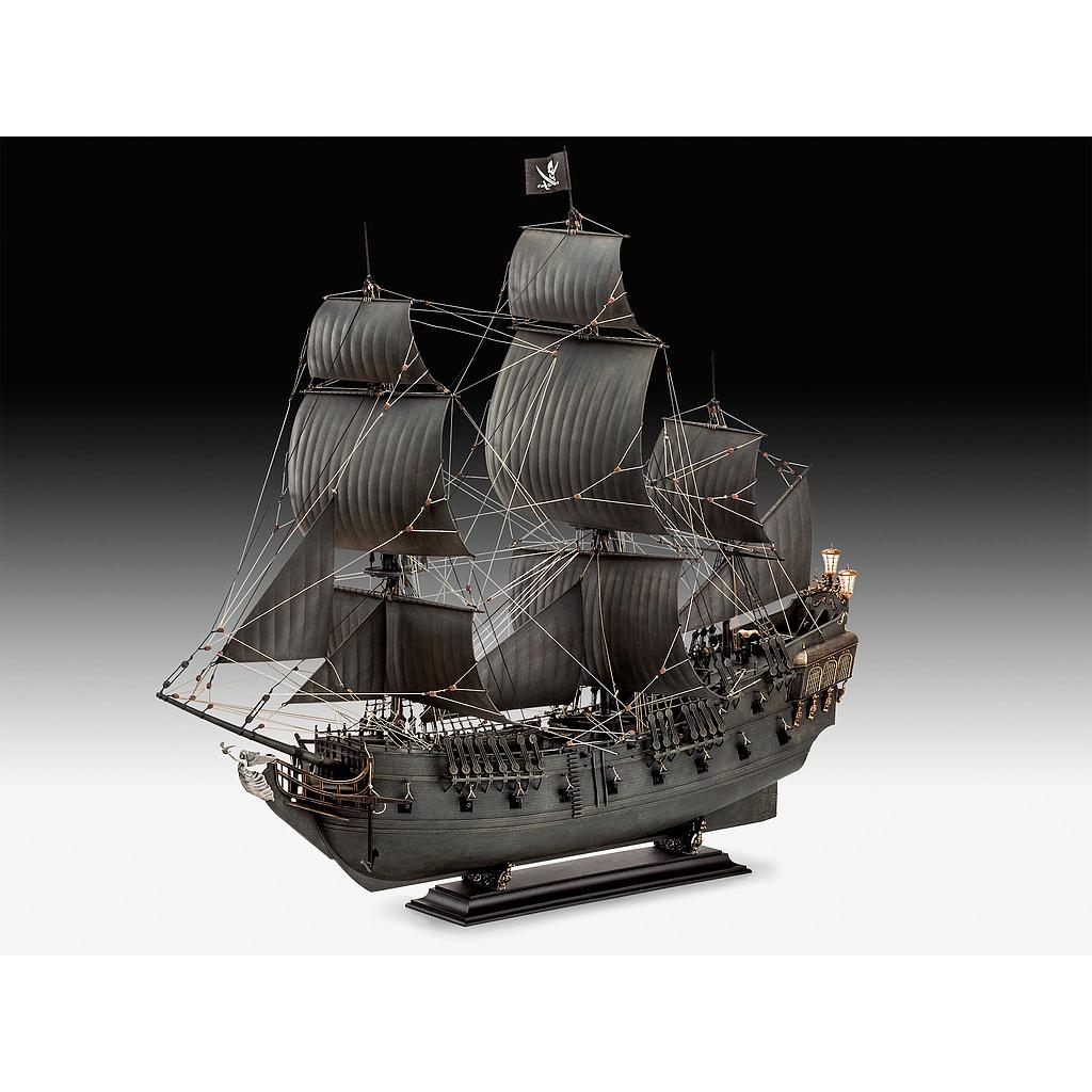 Revell Black Pearl 1:72