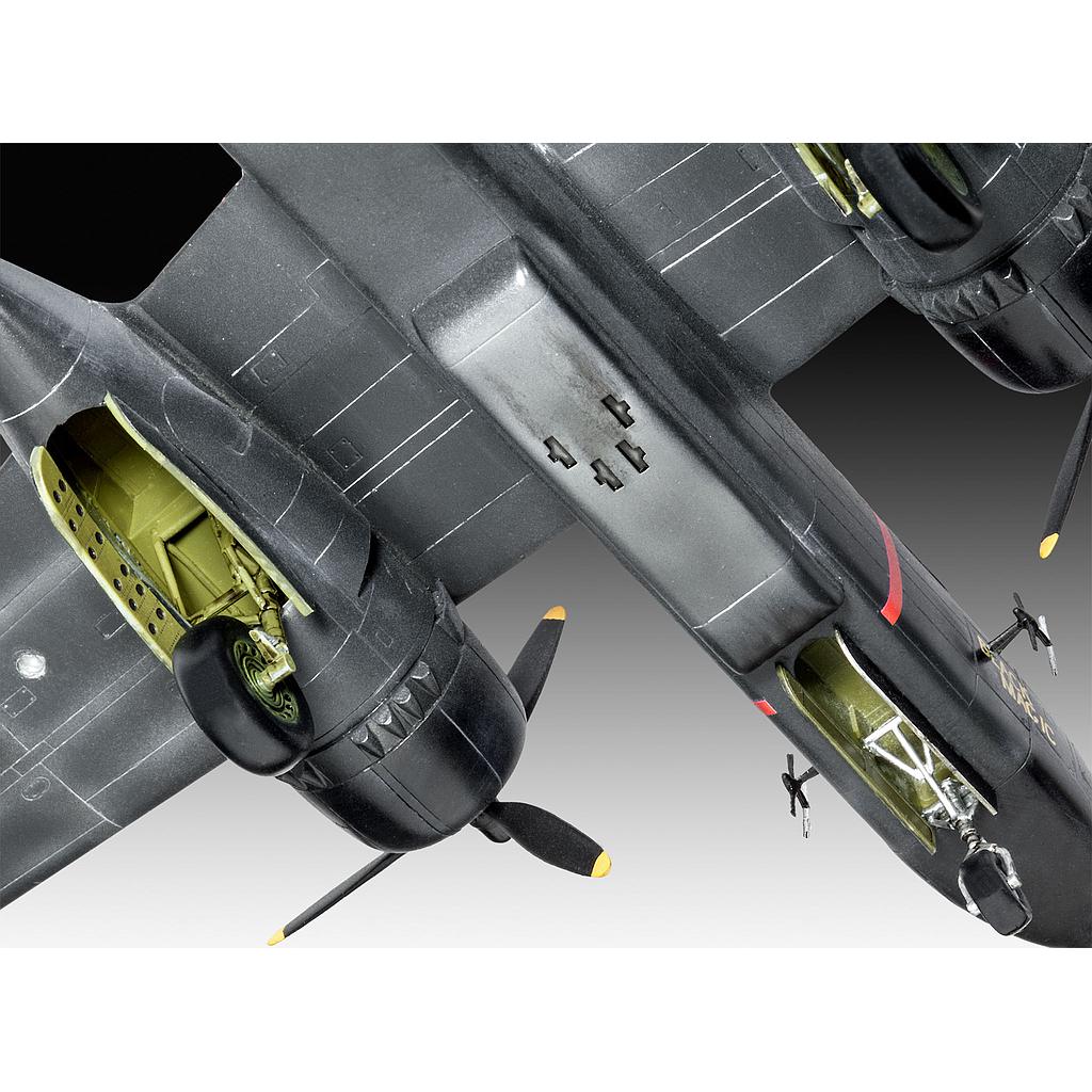Revell P-70 Nighthawk 1:72