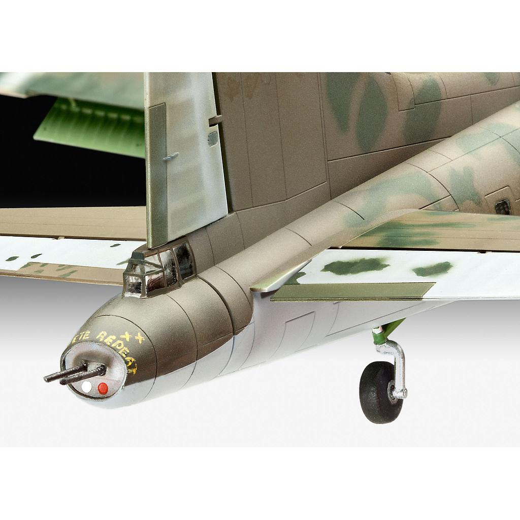 Revell B-17F Memphis Belle 1:72