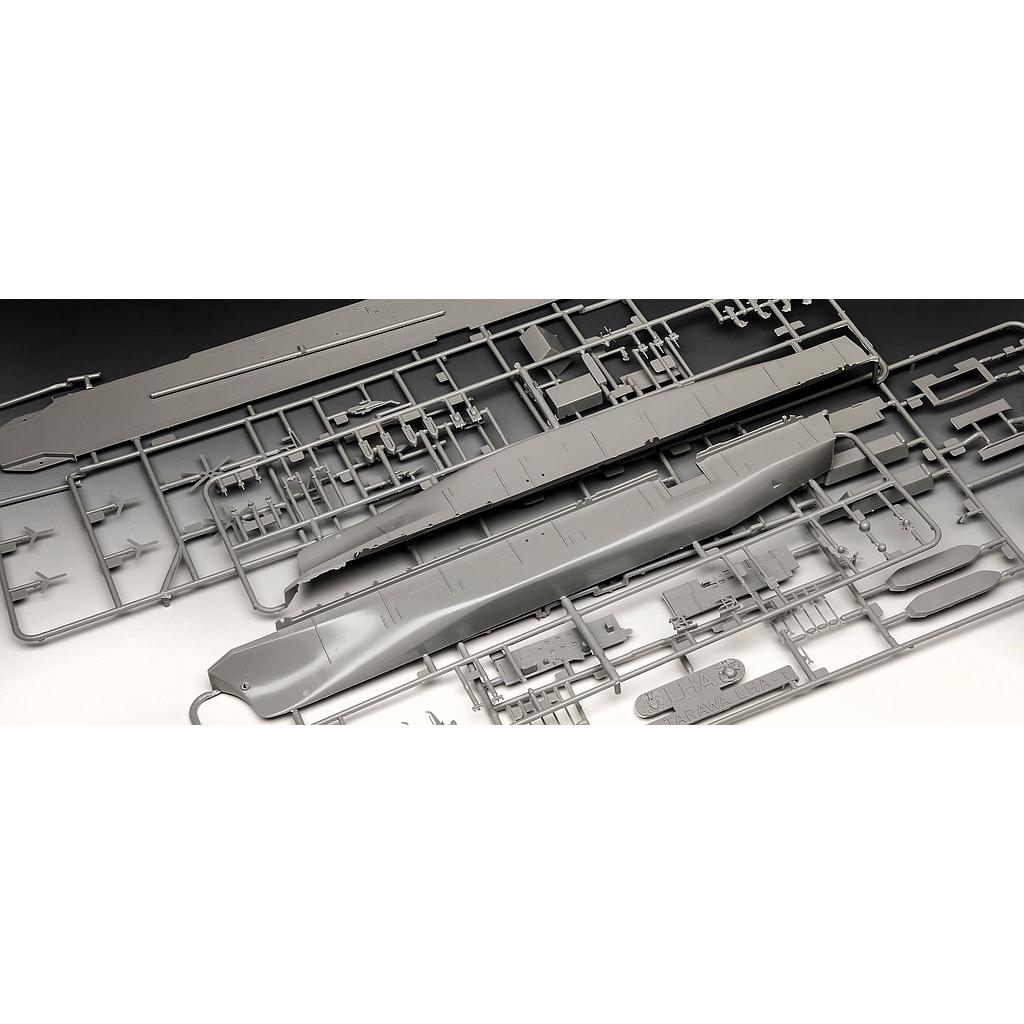 revell_assault_ship_uss_tarawa_lha-1_1:720_05170R-5.jpg