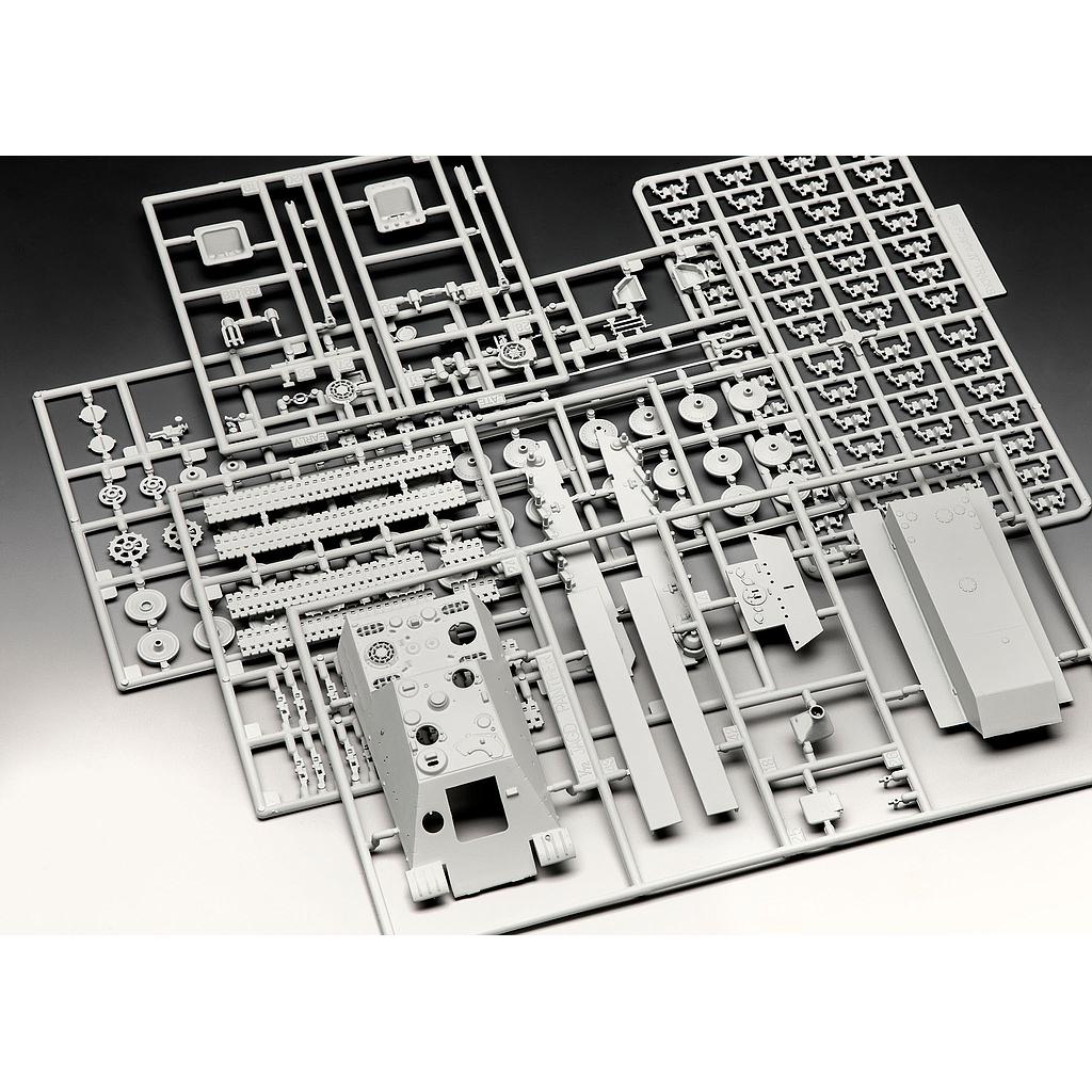 revell_jagdpanther_sd.kfz.173_1:72_03327R-6.jpg