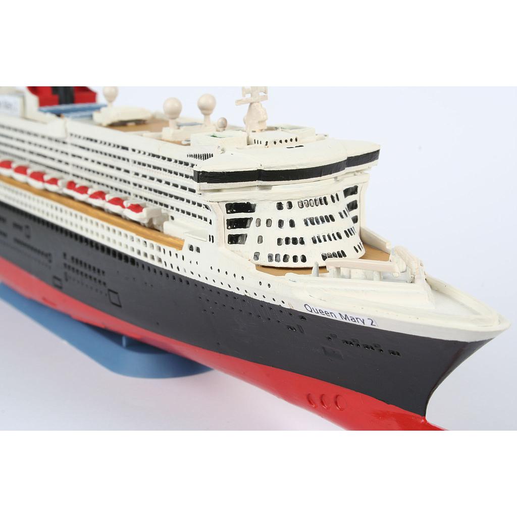 OceanLiner QUEEN MARY 2 Scale: 1:1200