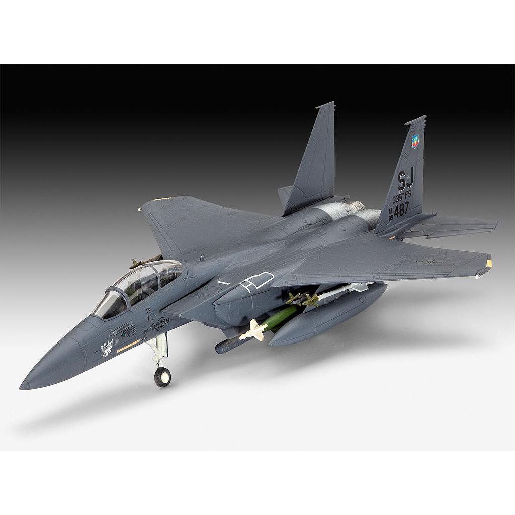 Revell mudelikomplekt F-15E STRIKE EAGLE & bombs 1:144