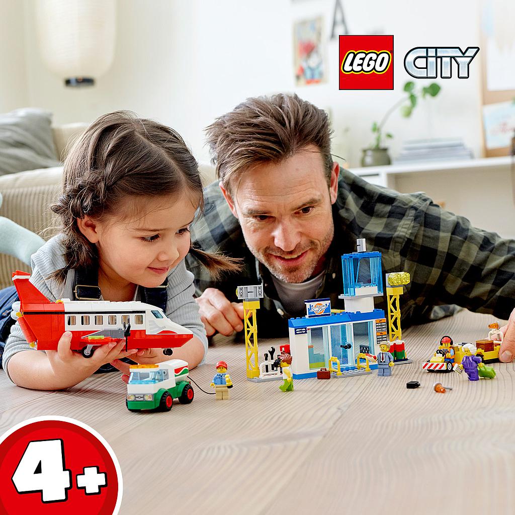 LEGO City Kesklennujaam 60261