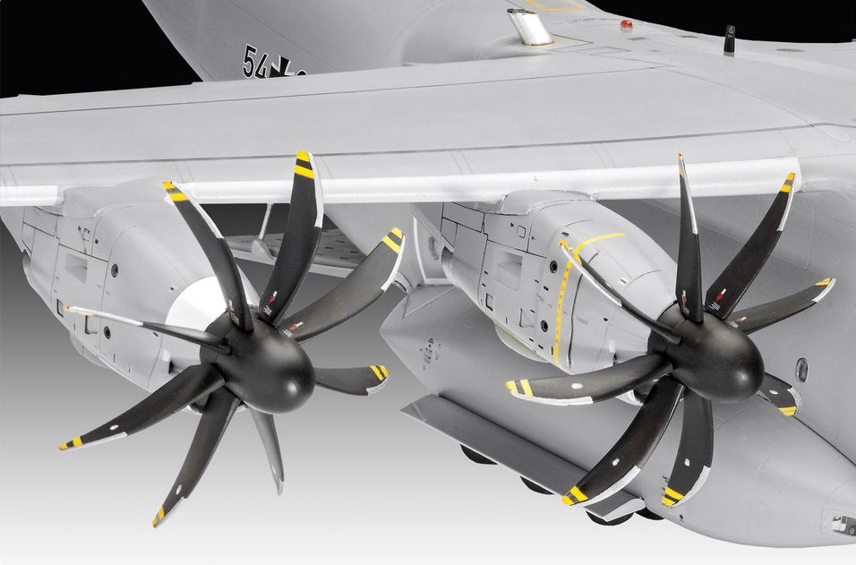 Revell Airbus A400M 