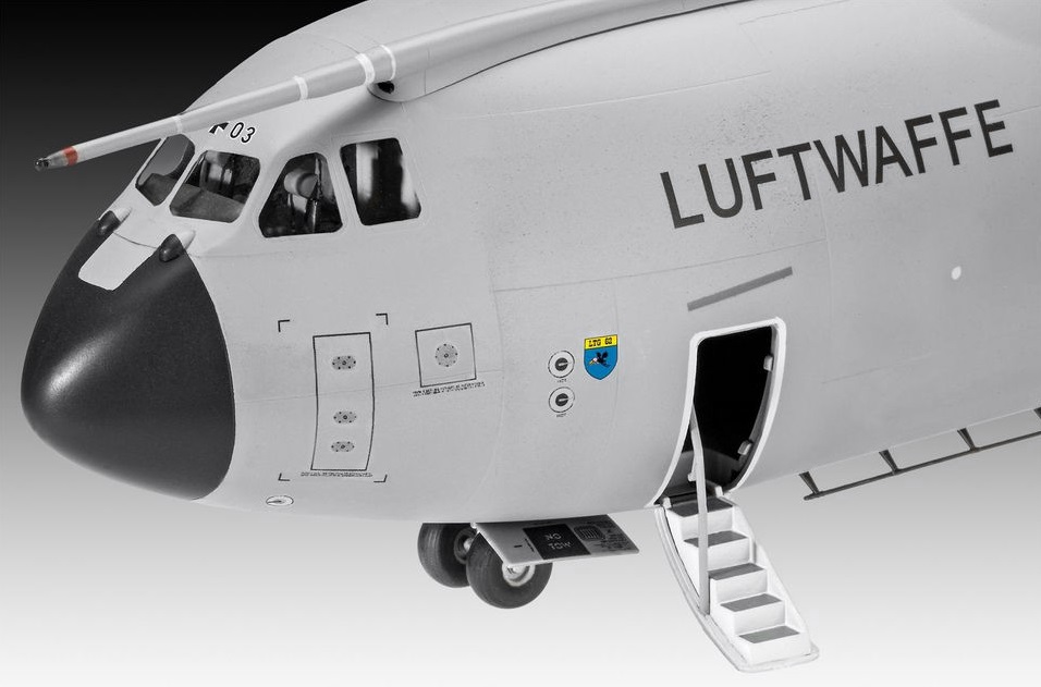 Revell Airbus A400M 