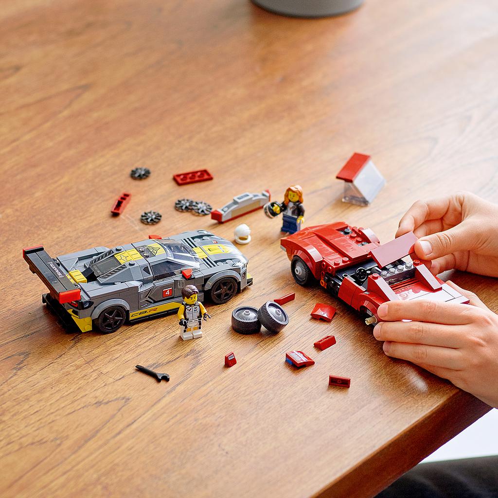 LEGO Speed Chaampions Chevrolet Corvette C8.R ja 1968. a Chevrolet Corvette