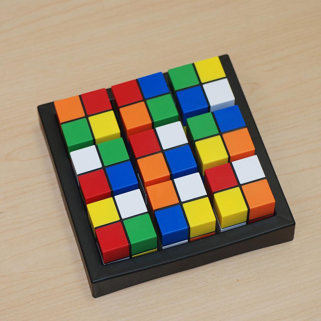 ThinkFun loogikamäng värvilised kuubikud sudoku
