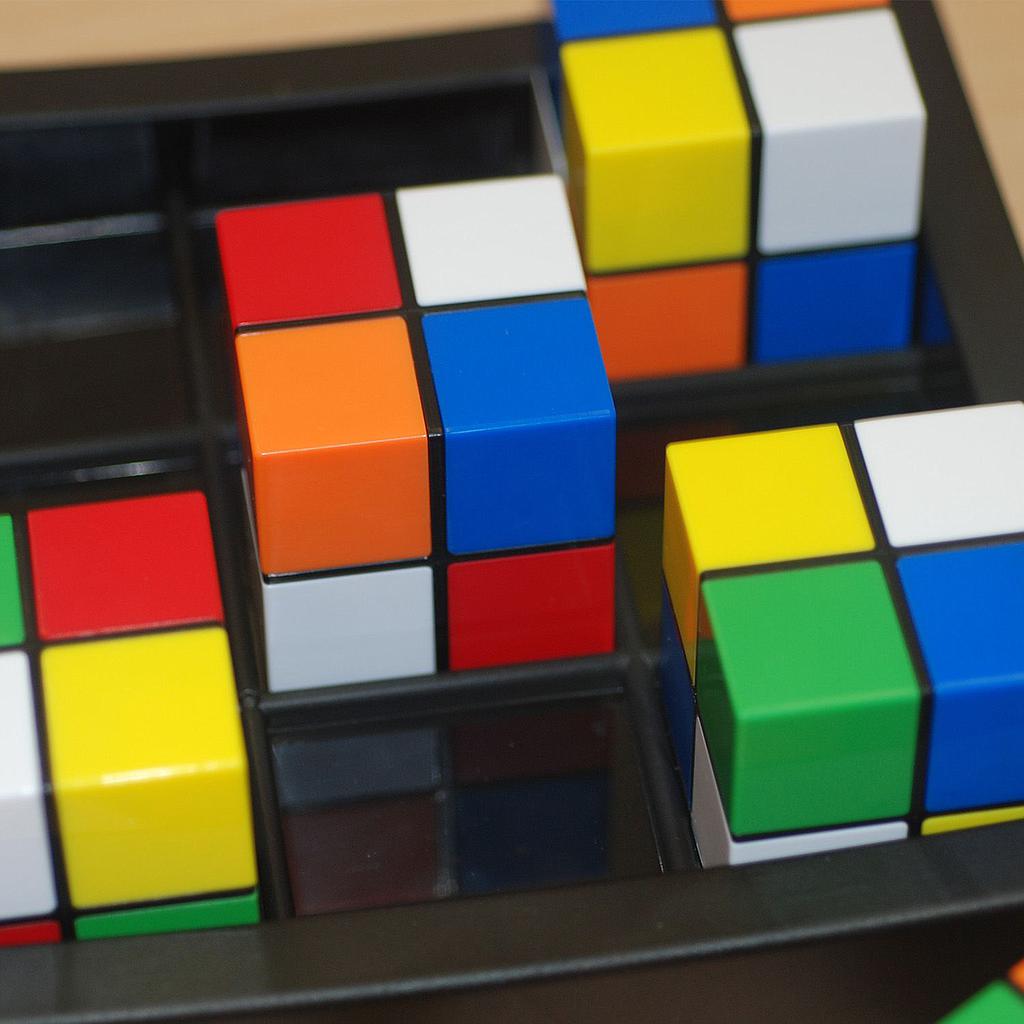 ThinkFun loogikamäng värvilised kuubikud sudoku