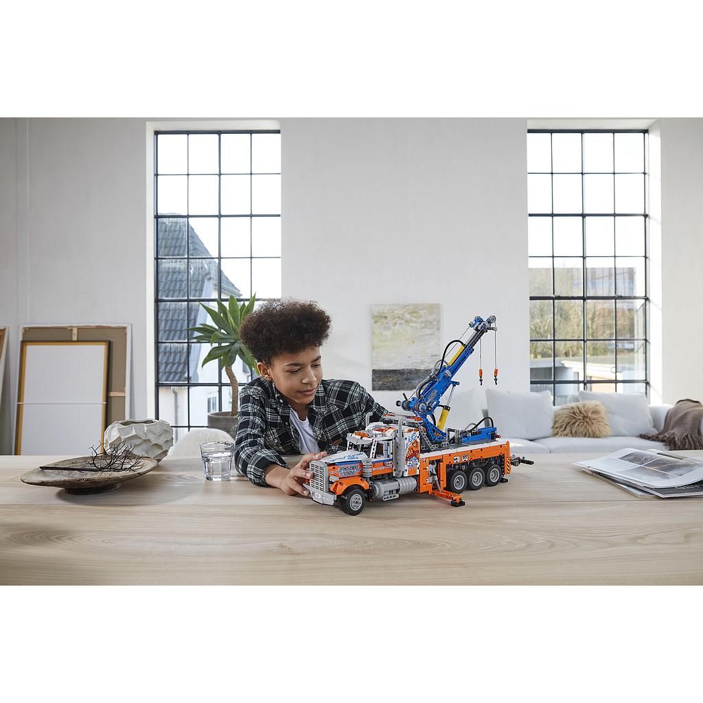 LEGO Technic Vastupidav puksiirauto
