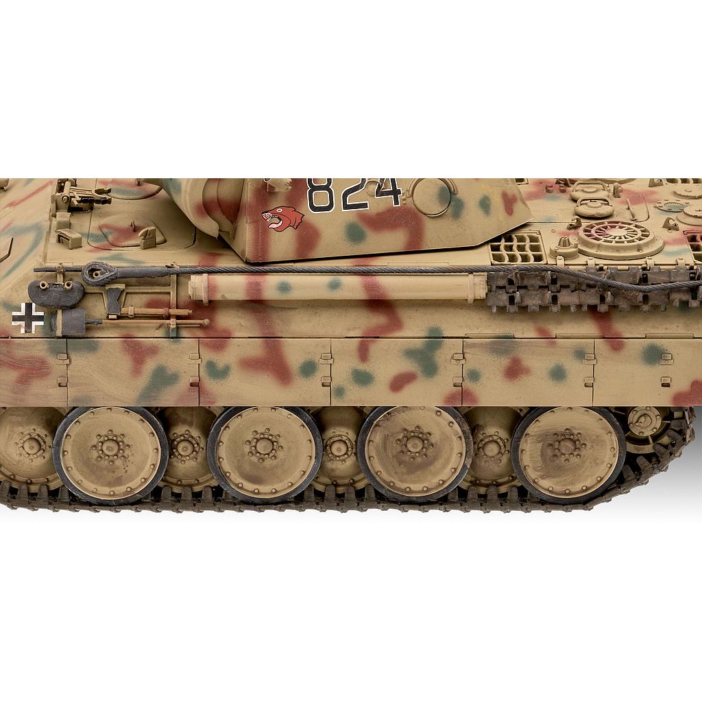Revell Geschenkset Panther Ausf. D 1:35