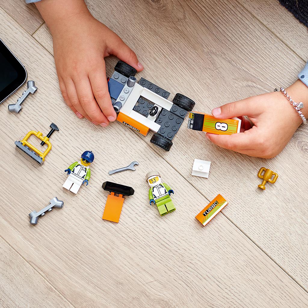 LEGO City Võidusõiduauto