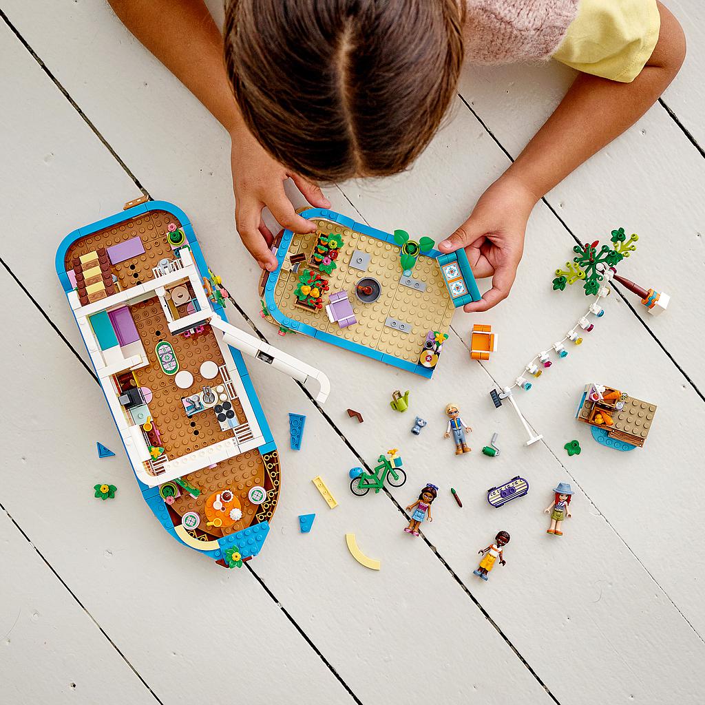 lego_friends_kanali_paatmaja_41702L_7