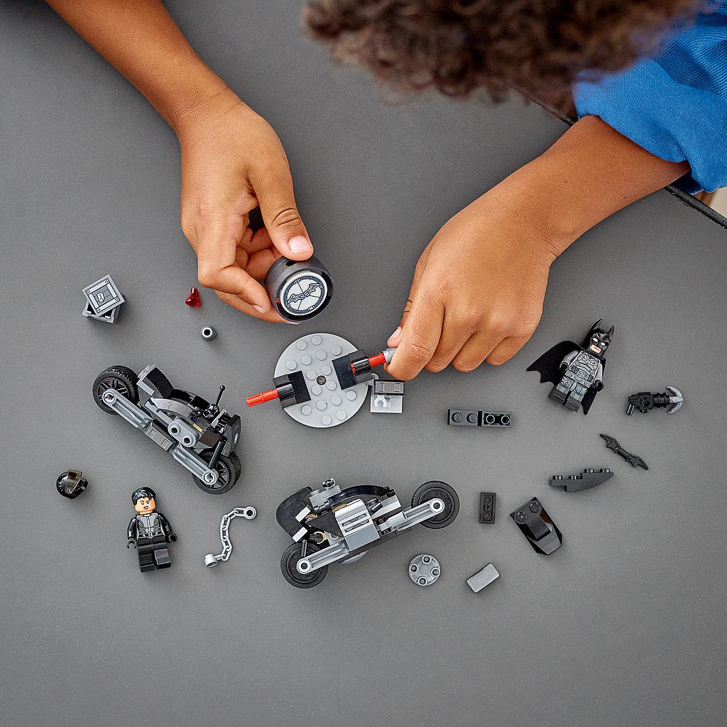 LEGO Super Heroes Batman ja Selina Kyle tagaajamine mootorrattal