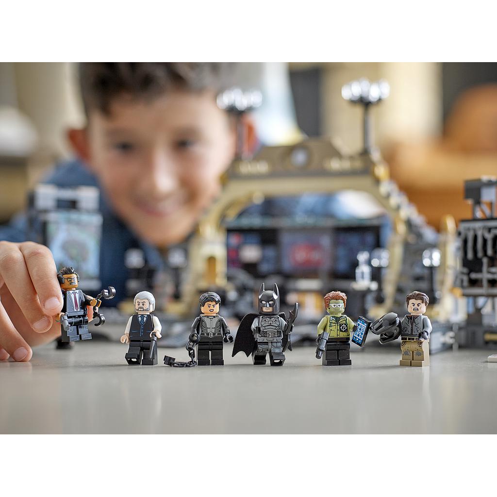 LEGO Super Heroes Bat-koobas vastasseis Mõistatajaga