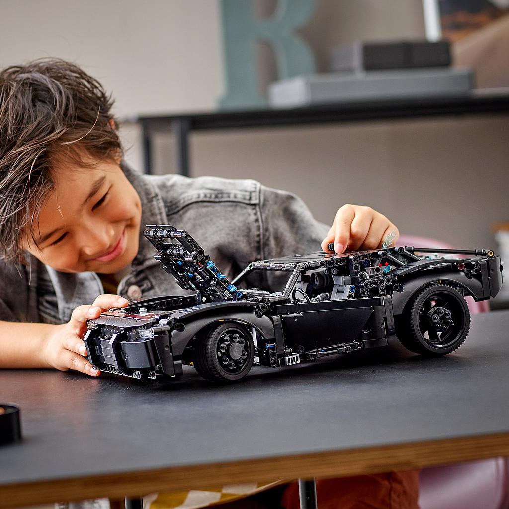 LEGO Technic The Batman-Batmobile
