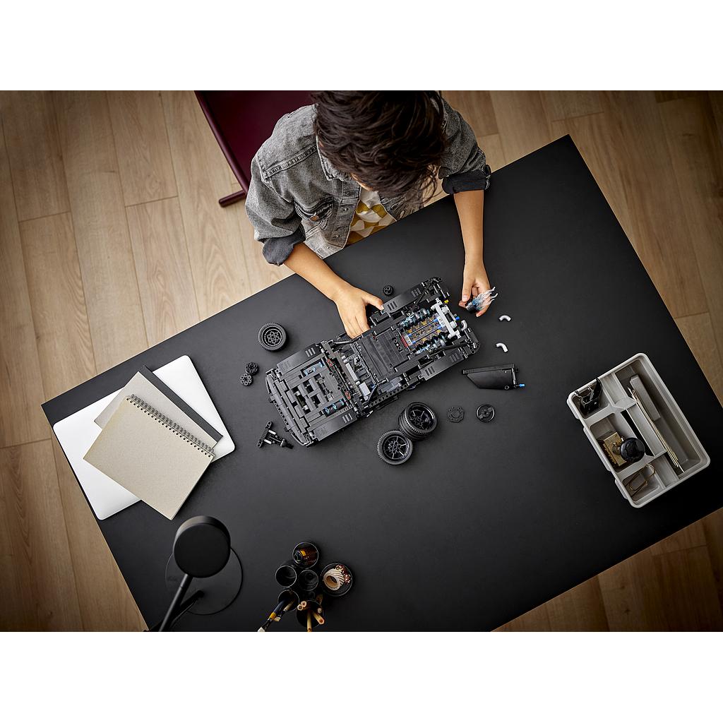 LEGO Technic The Batman-Batmobile