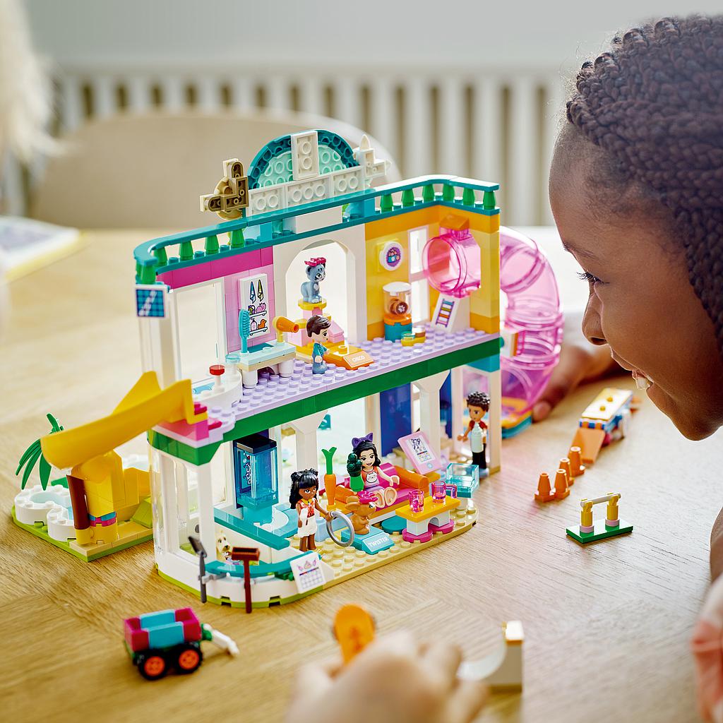 lego_friends_lemmikloomade_päevakeskus_41718L_5