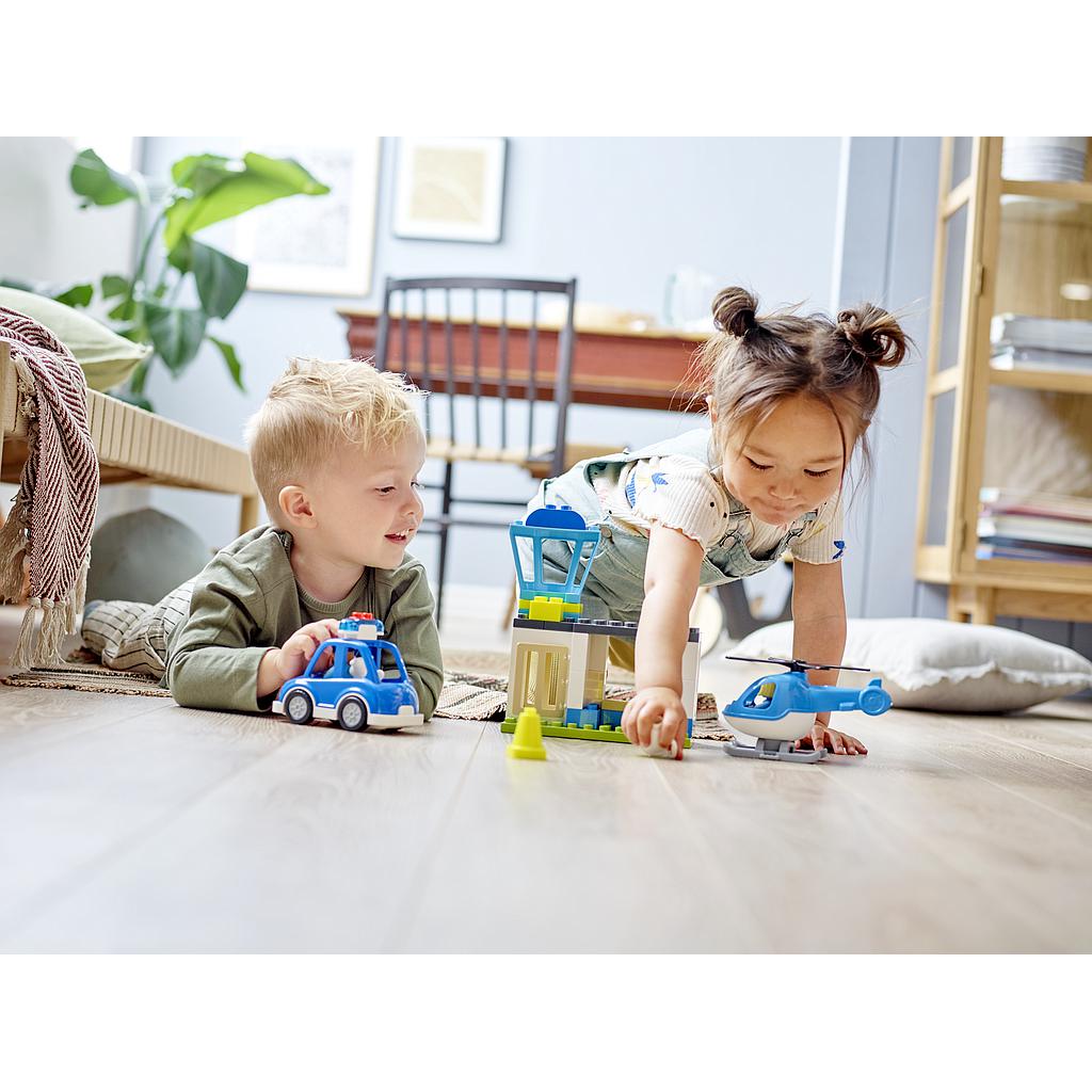 LEGO DUPLO Politseijaoskond ja -helikopter