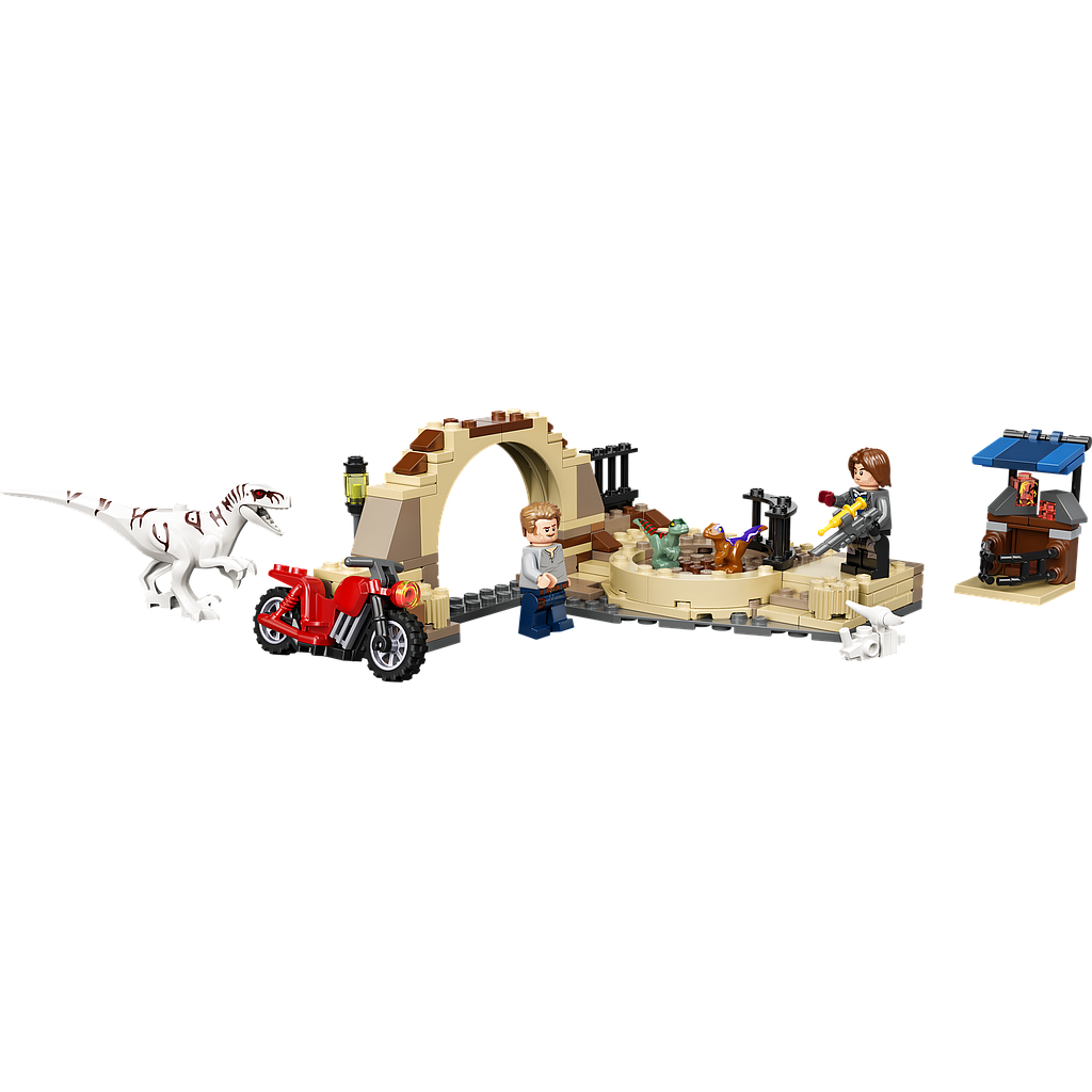 lego_jurassic_world_dinosaurus_atrociraptor:_tagaajamine_rattal_76945L_1