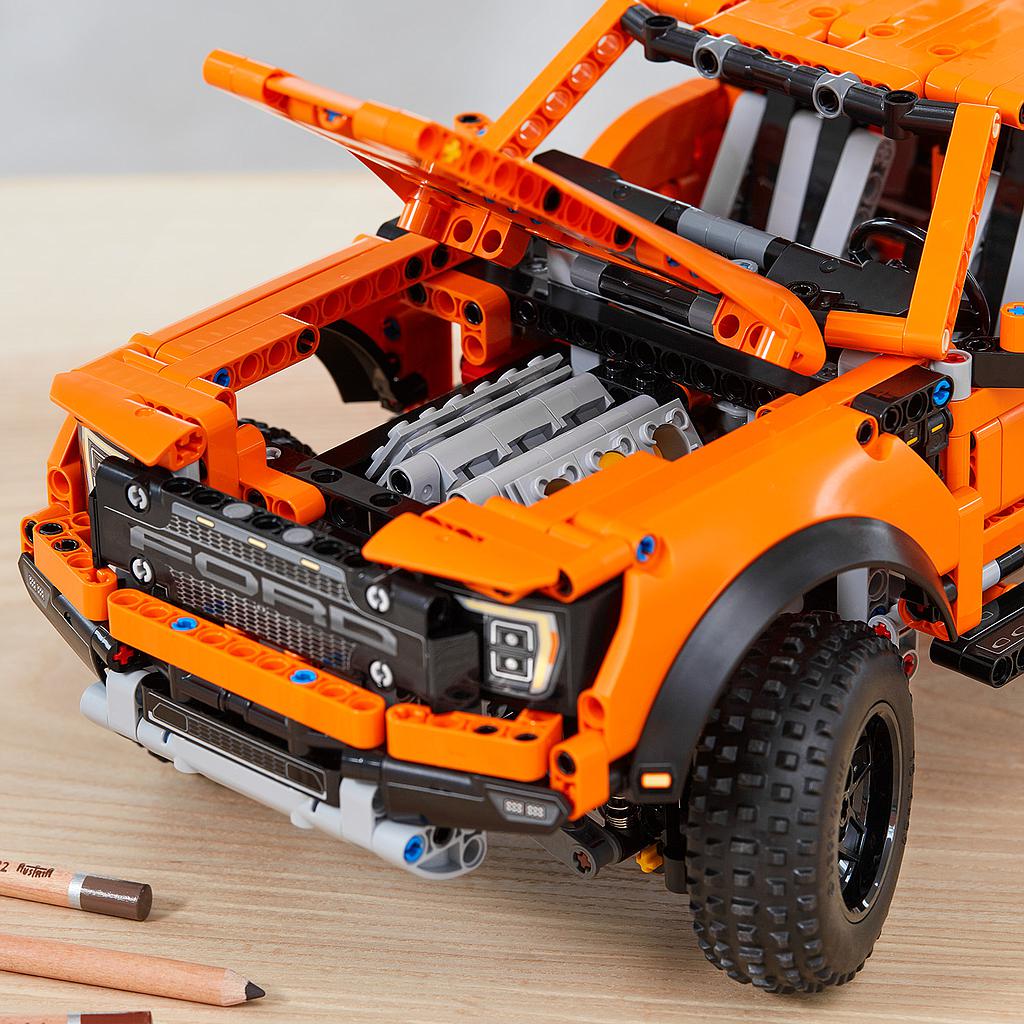 LEGO Technic Ford® F-150 Raptor