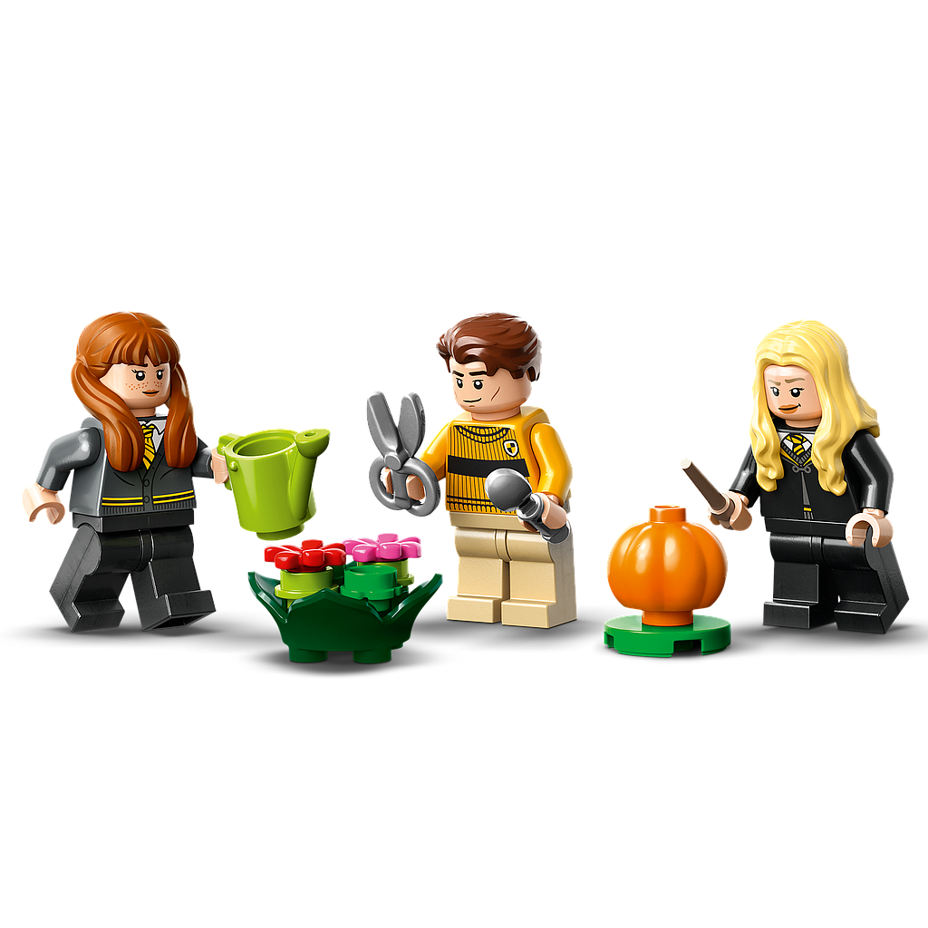 lego_harry_potter_hufflepuff_house_banner_76412L_3