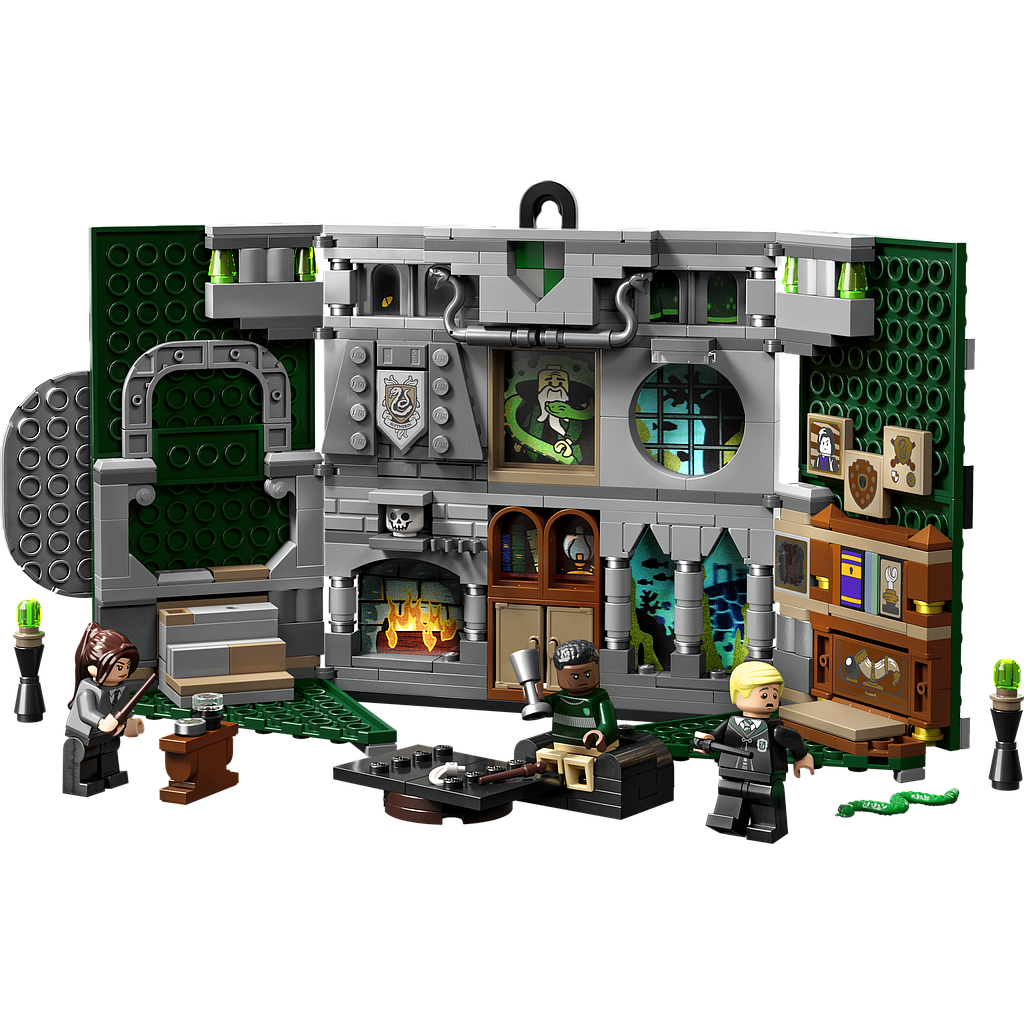 lego_harry_potter_slytherin_house_banner_76410L_1