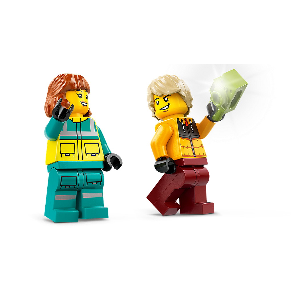 LEGO City Kiirabi ja lumelaudur