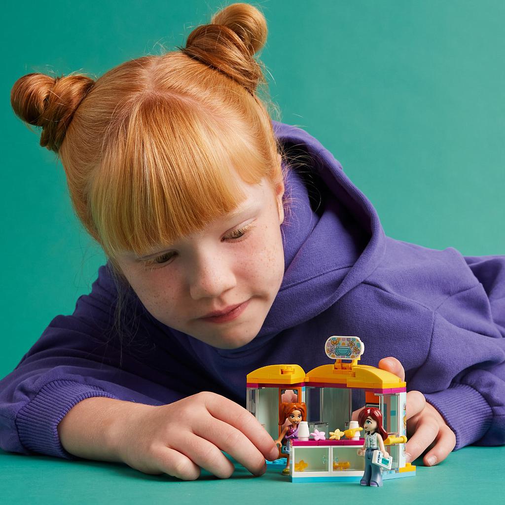 lego_friends_väikeste_tarvikute_pood_42608L_4