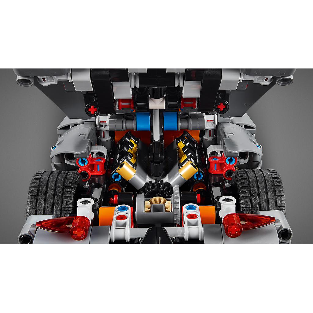 lego_technic_koenigsegg_jesko_absolut_grey_hypercar_42173L_7