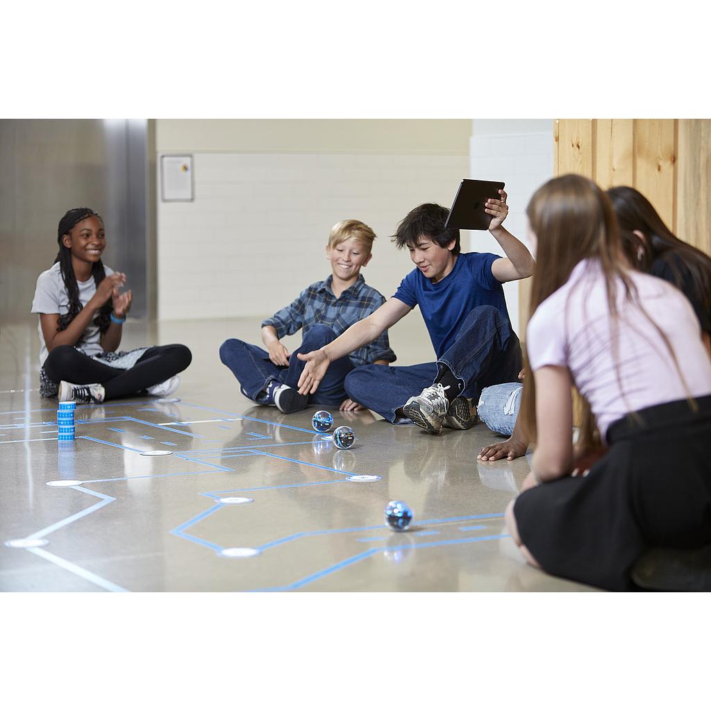 sphero_bolt+_robot_920-0700_3