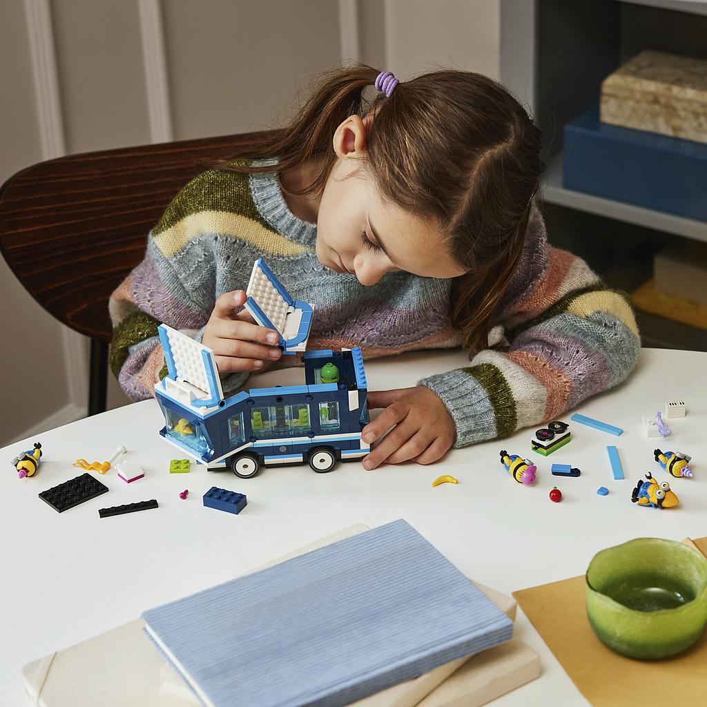 lego_minions_käsilaste_muusikaga_peobuss_75581L_4
