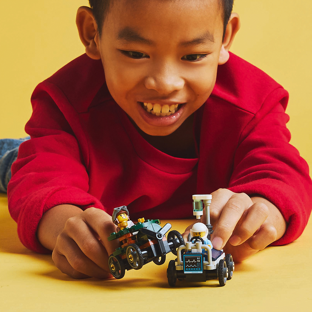 lego_city_lennuk_vs_haiglavoodi_võidusõiduautode_komplekt_60459L_3