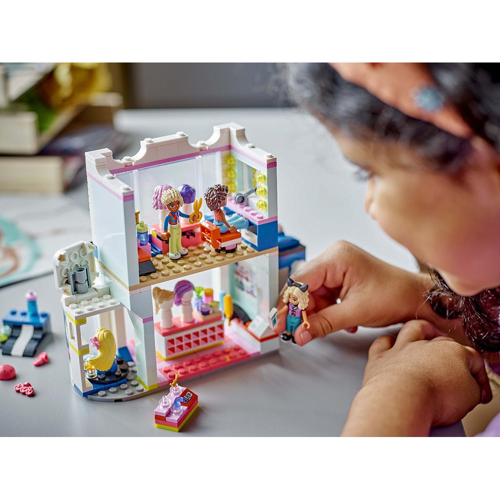 lego_friends_juuksurisalong_ja_aksessuaaride_pood_42662L_2