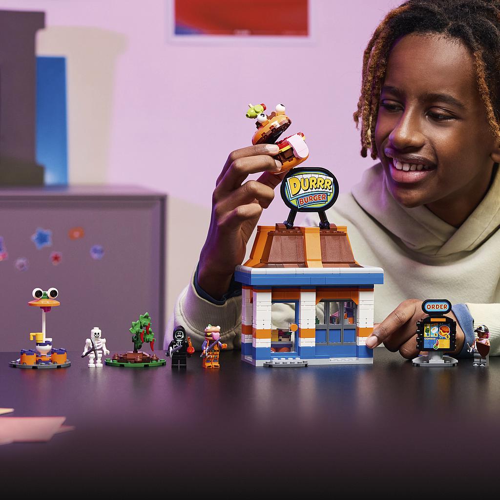 lego_fortnite_durrr_burgeri_restoran
_77076L_2