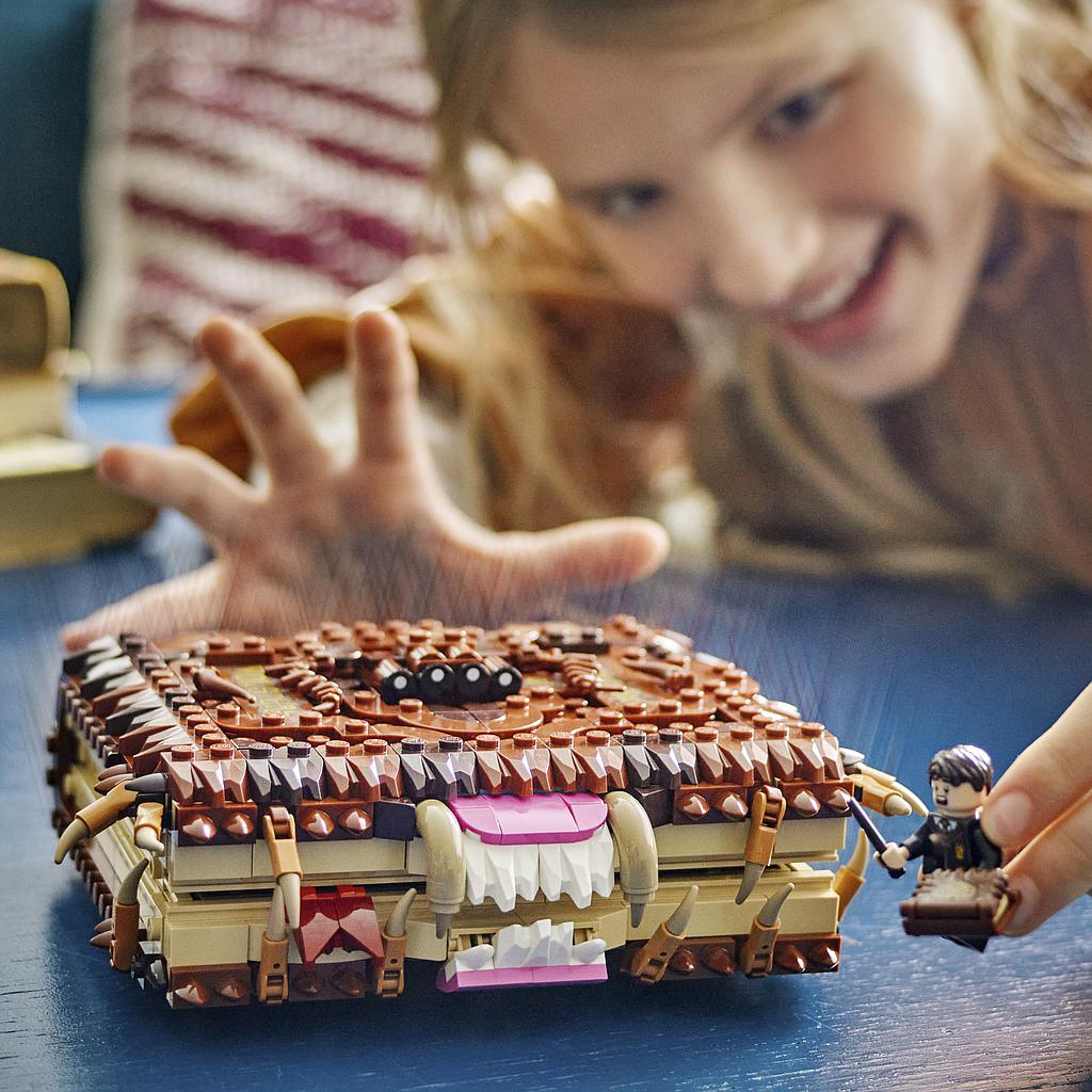 lego_harry_potter_koletu_koletiste_raamat_76449L_4