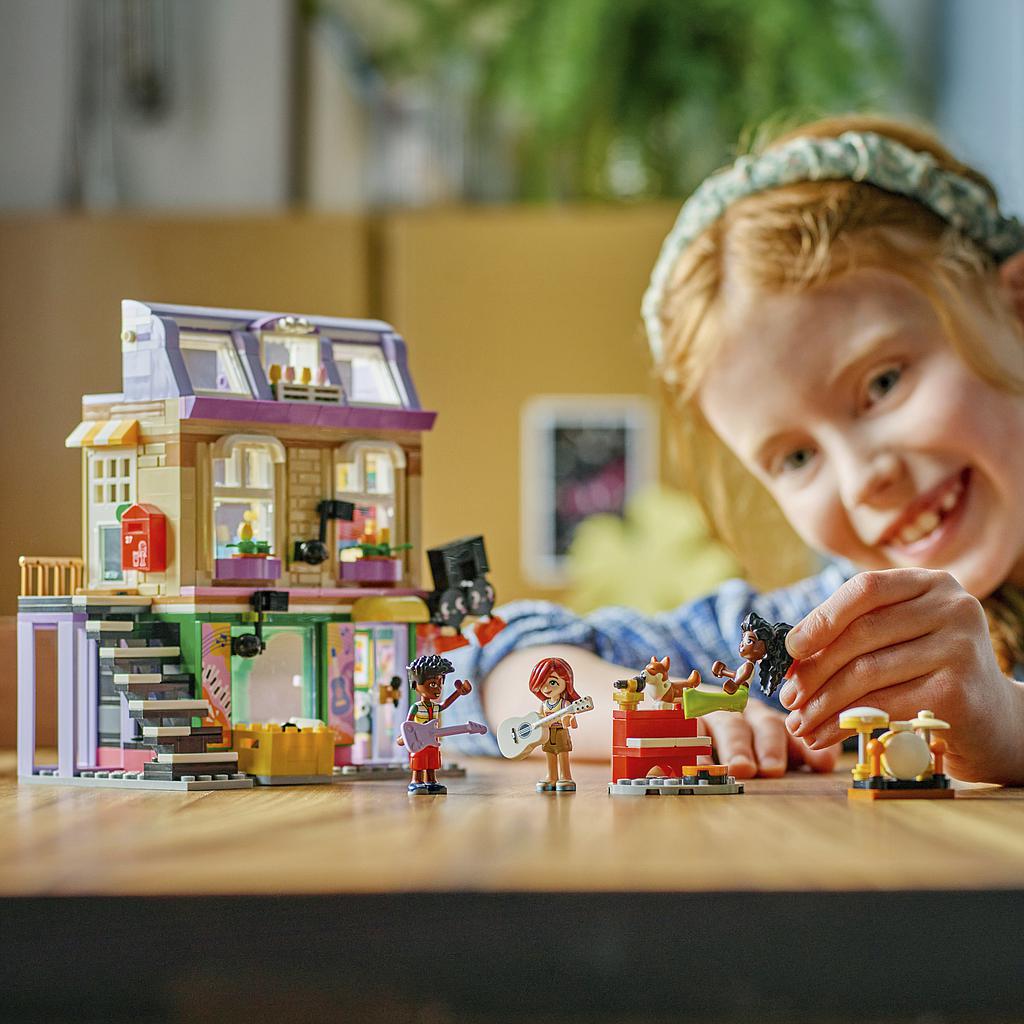 lego_friends_muusikapood_ja_korter_42653L_1