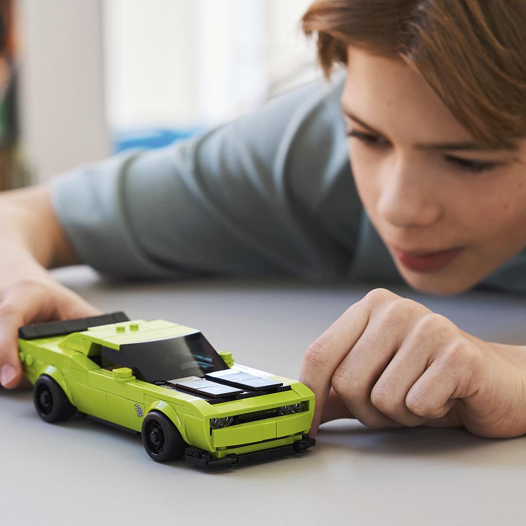 lego_speed_champions_dodge_challenger_srt_hellcat_sportauto_77237L_3