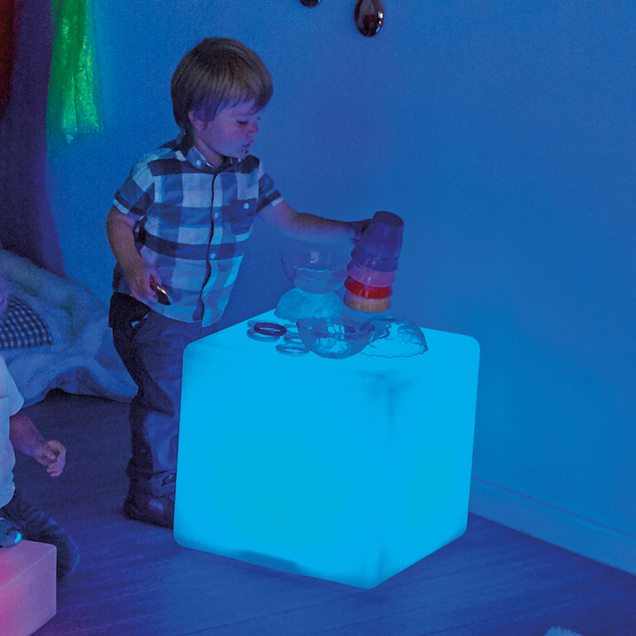 tts_sensory_colour_changing_light_up_cube_EY07230B_3