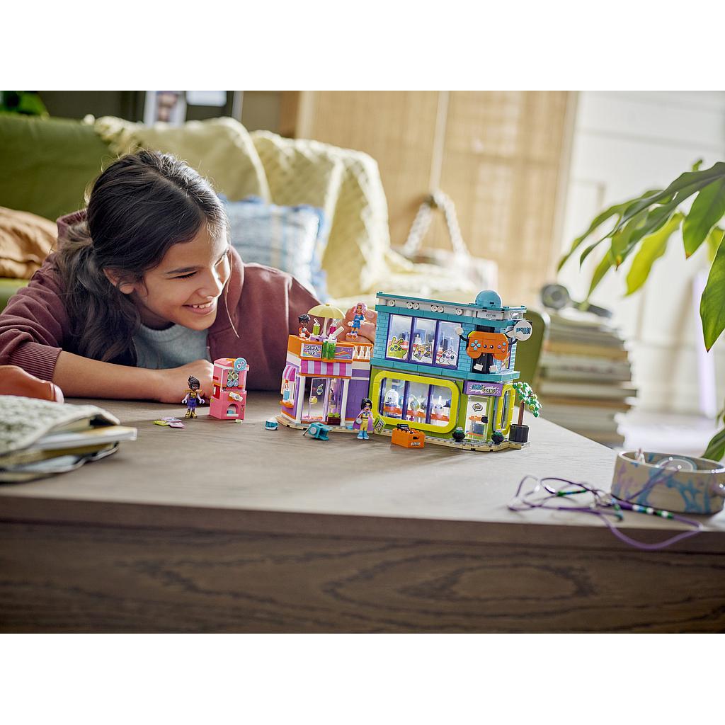 lego_friends_koomiksite_ja_mängude_pood_42674L_11