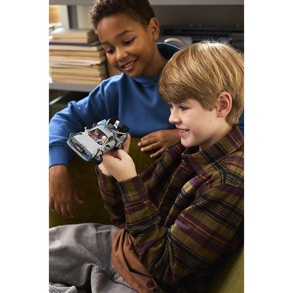 lego_speed_champions_ajamasin_filmist_tagasi_tulevikku_77256L_2