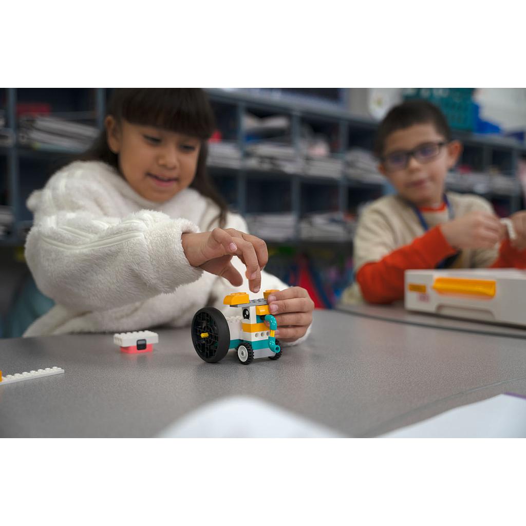 lego_education_computer_science_&amp;_ai_komplekt:_5+_45520L_10