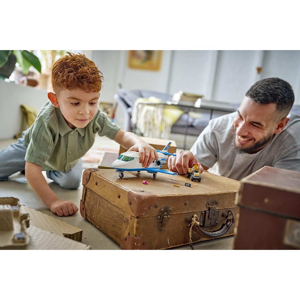 lego_city_reisilennuk_60492L_8
