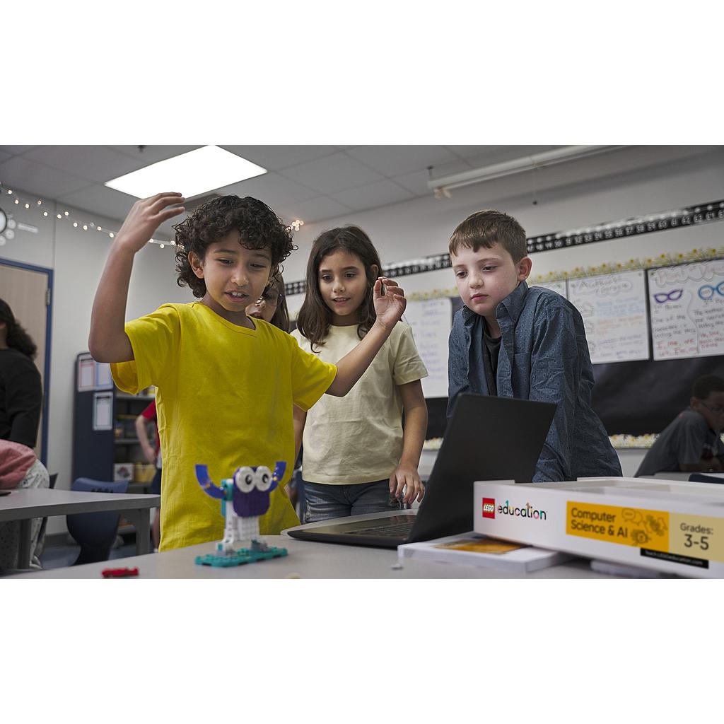 lego_education_computer_science_&amp;_ai_klassikomplekt_6_tk:_8+_5010028_2