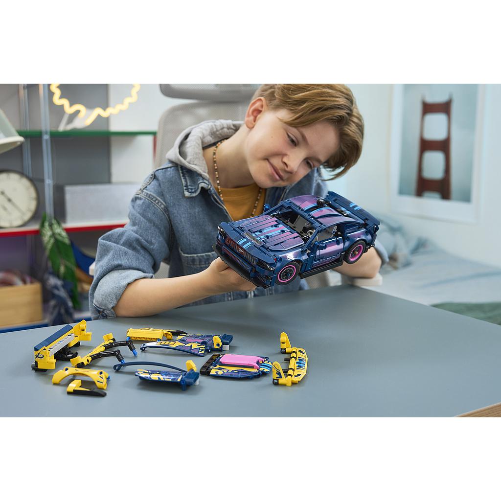lego_technic_kohandatud_garaaž_ford_mustang_gt_autole_42236L_3