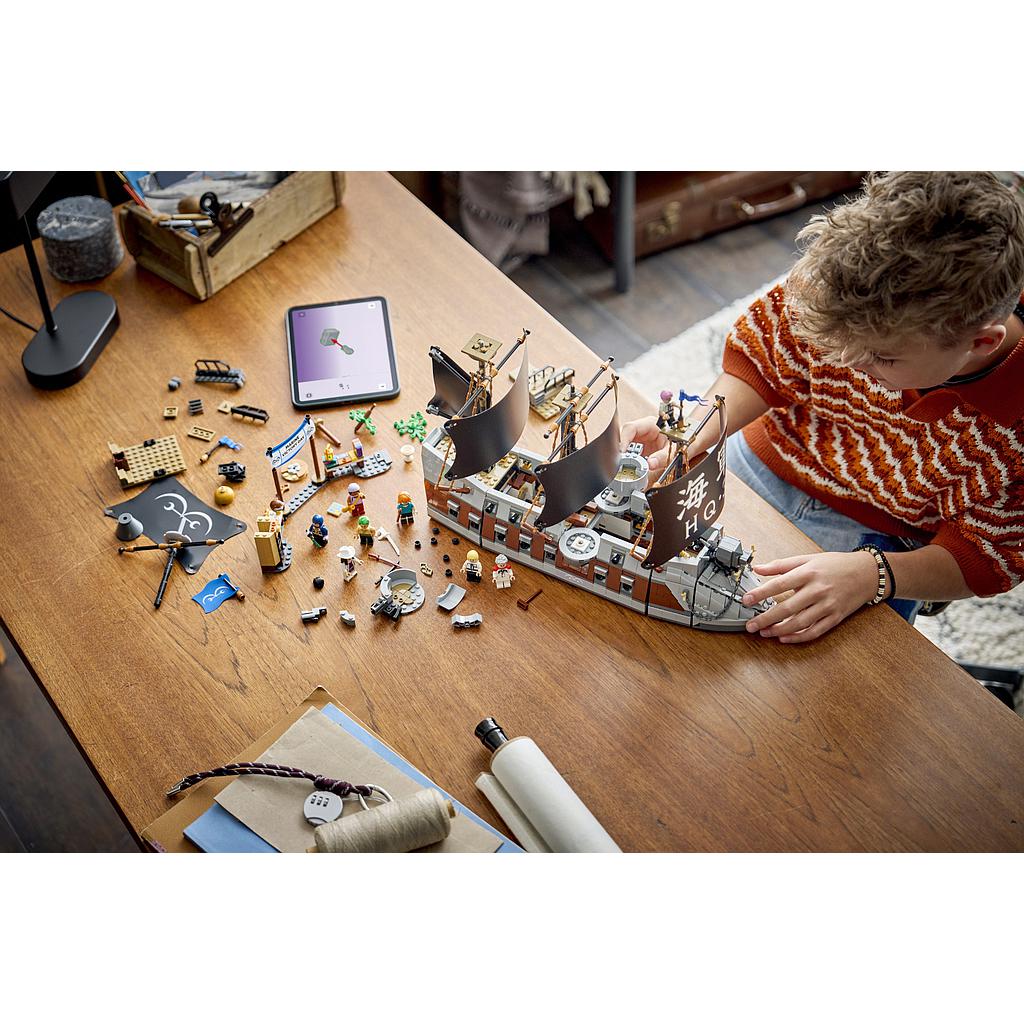 lego_one_piece_garpi_merelahingulaev_75646L_3