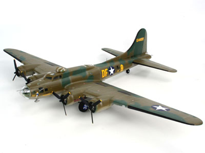 Revell B-17F `Memphis Belle`  1:48